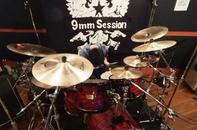 にしたにけんたろ